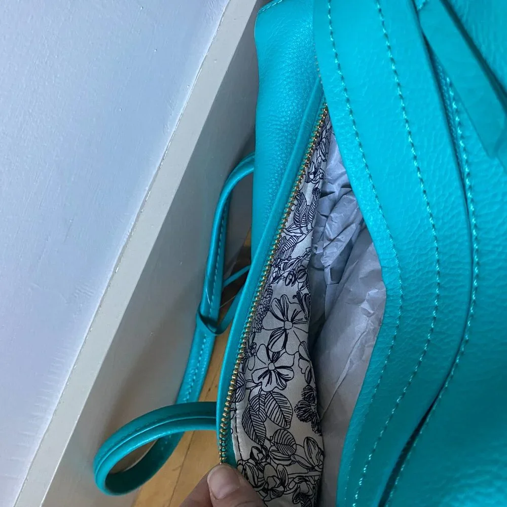 Vera Bradley Mallory Turquoise Leather Handbag - Brand New - Picture 9 of 15